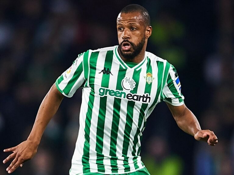 Ex-Inter e Bétis, Sidnei fecha com o Cruzeiro
