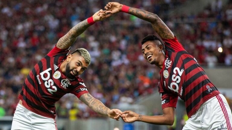 Paulo Sousa está encantado com Bruno Henrique e Gabigol, diz jornalista