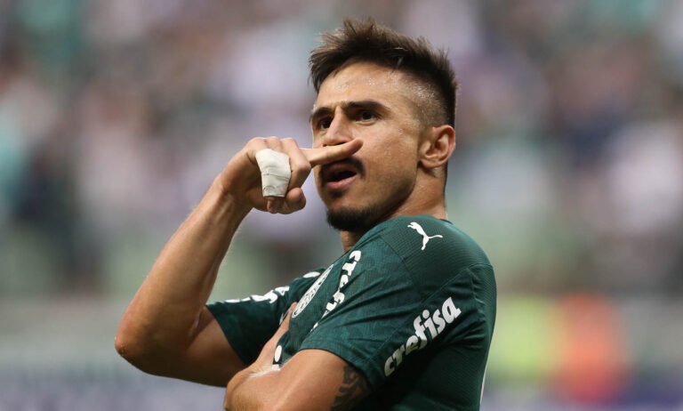 Fluminense acerta contratação de Willian Bigode e define data para anúncio