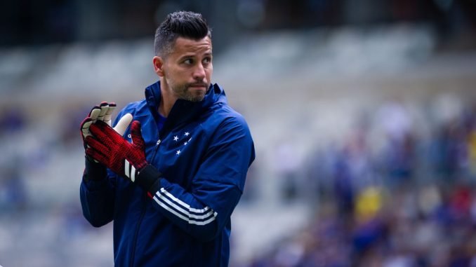 Fluminense ofereceu salário maior para vencer concorrência do América-MG por Fábio