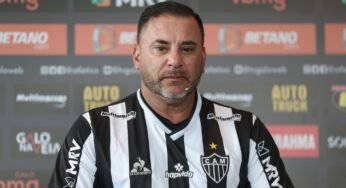 Antonio Mohamed fala sobre o estilo de jogo de suas equipes e afirma: “Aqui, o sucesso é ser campeão”
