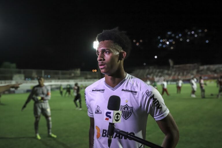 Autor do primeiro gol do Atlético na temporada, Dylan Borrero fala sobre empate com Villa Nova