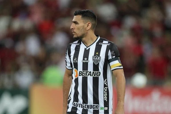 Atlético coloca cláusula anti-rivais em contrato para a venda de Júnior Alonso ao Krasnodar