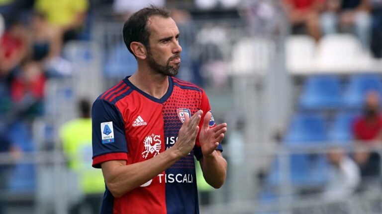 Alvo do Atlético-MG, Diego Godin está próximo de rescisão com o Cagliari