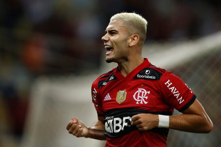 Marcos Braz afirma que Flamengo tentará a contratação em definitivo de Andreas Pereira: ‘No momento certo’