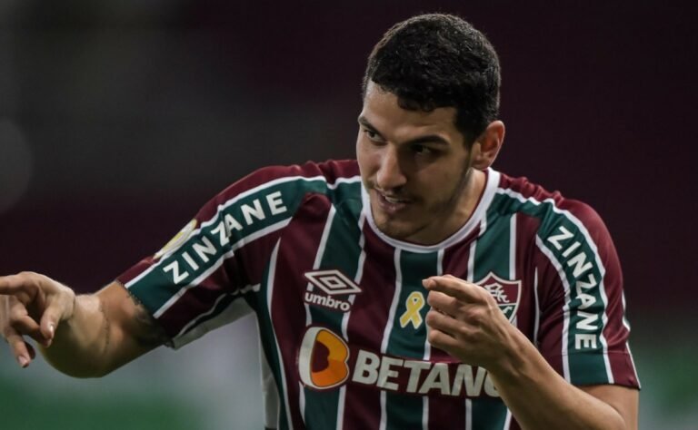 Sem acordo financeiro com o Criciúma, Fluminense desiste de vender Nino para o Tigres