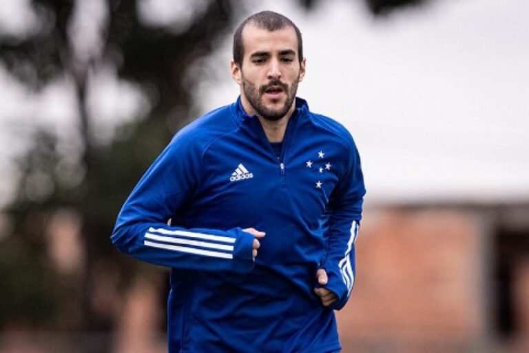 América-MG encaminha acordo com Raúl Cáceres, do Cruzeiro