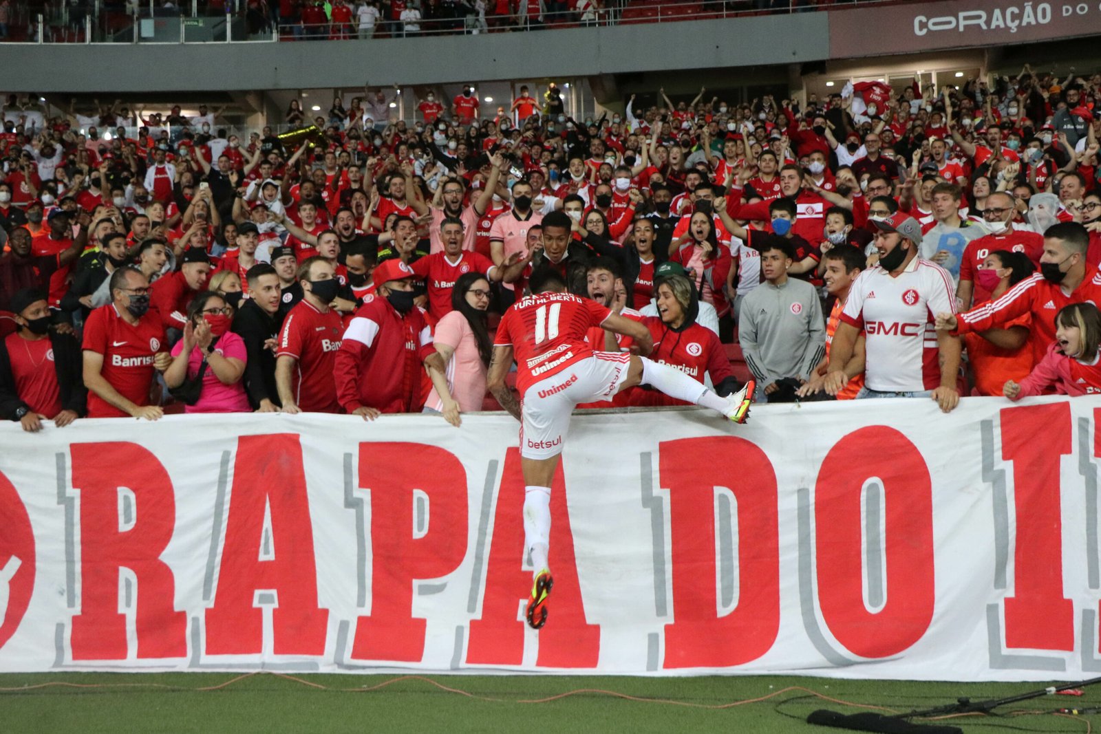 Yuri Alberto se despede do Inter: “Até logo”