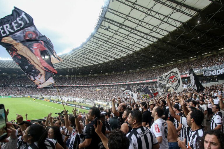 Atlético Mineiro se pronuncia sobre restrição de público nos estádios