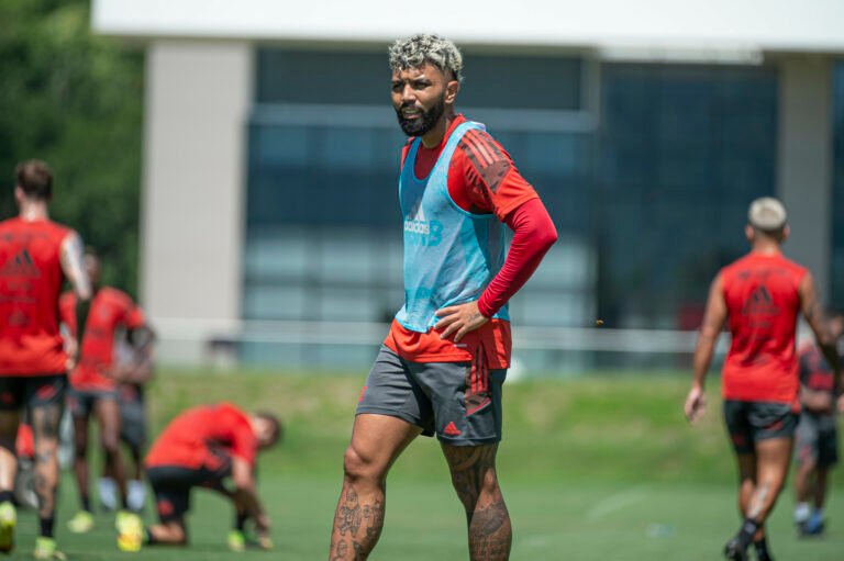 Empresário confirma assédio inglês por Gabigol, mas garante: “Tem que ser um projeto muito bom”