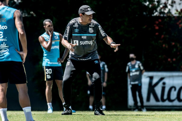Santos inscreve 36 jogadores para o Paulistão; veja lista completa