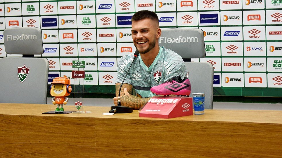 Nathan fala sobre força do grupo do Fluminense e afirma: “Vamos brigar por títulos”