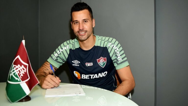 Oficial: Fábio é o novo goleiro do Fluminense