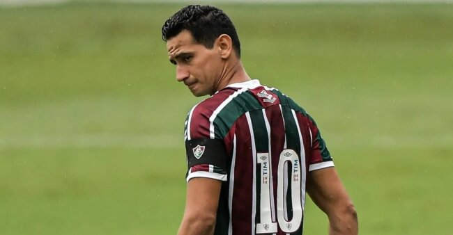 Portal revela discussão de Ganso com Abel Braga por não ser relacionado para a partida