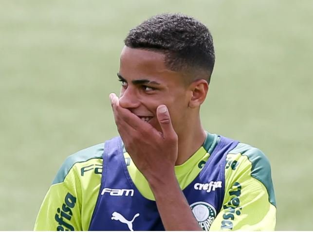 Palmeiras define futuro de Giovani, especulado pelo Ajax