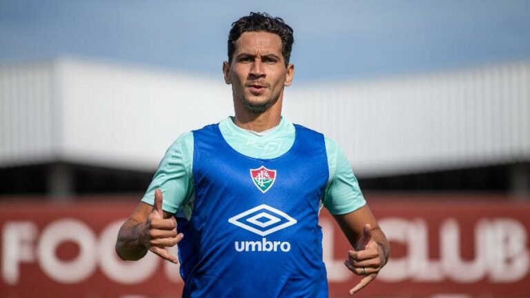 Torcida do Flu se incomoda com ausência de Ganso contra o Madureira