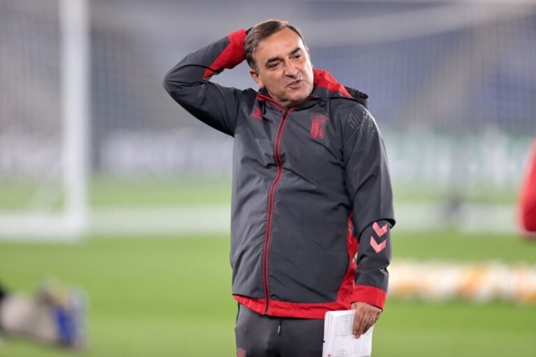 Jorge Jesus recua, e Atlético-MG tenta avanço com Carlos Carvalhal