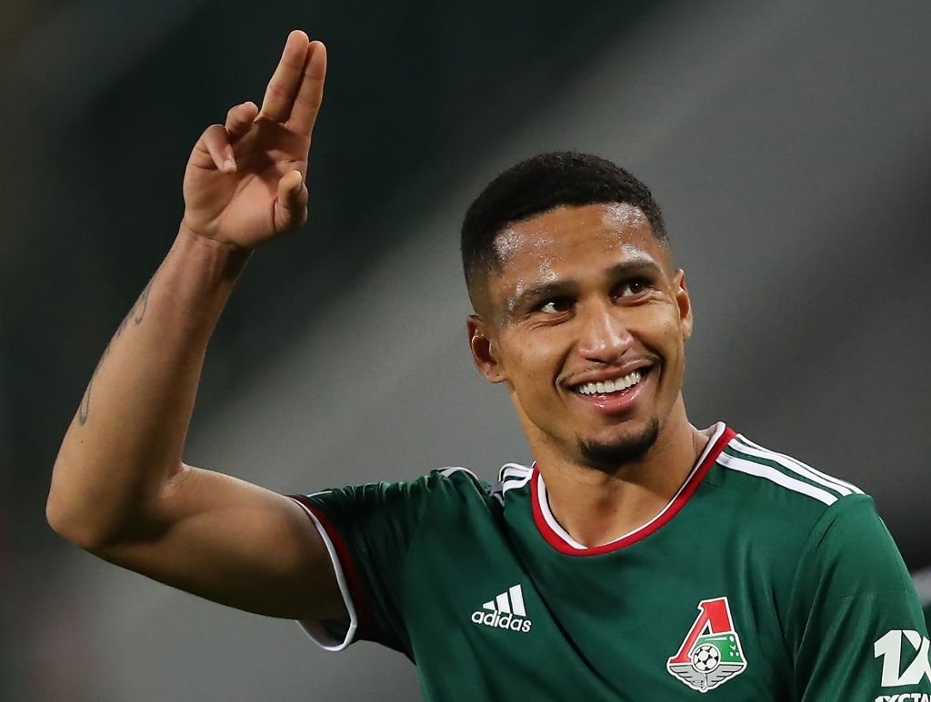 Ex-zagueiro do Cruzeiro é oferecido para Flamengo e Palmeiras