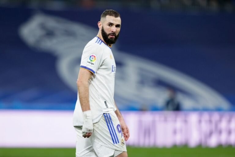 Benzema ameaça sair do Real Madrid caso Haaland seja contratado