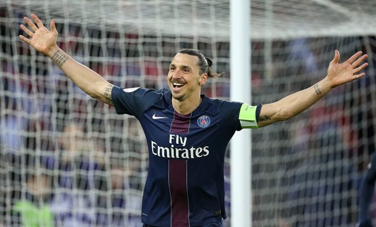 Ibrahimovic revela desejo de retornar ao PSG como diretor esportivo
