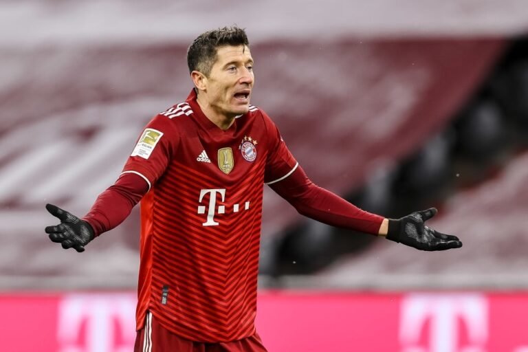 Real Madrid monitora situação de Lewandowski e pode fazer proposta