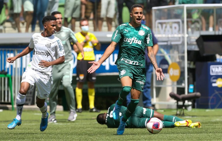 Ajax fará nova investida por Giovani, do Palmeiras