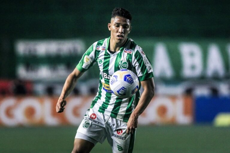 Juventude analisa propostas de Atlético Mineiro e Bragantino por Sorriso e admite chance de venda