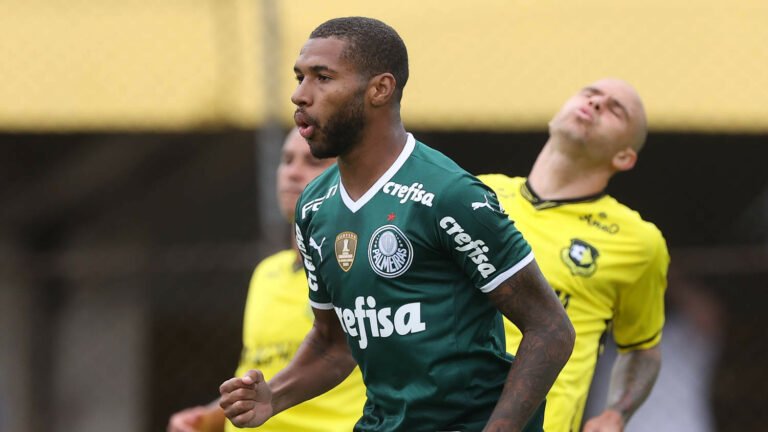 Wesley, do Palmeiras, testa positivo para a covid-19 e desfalca time