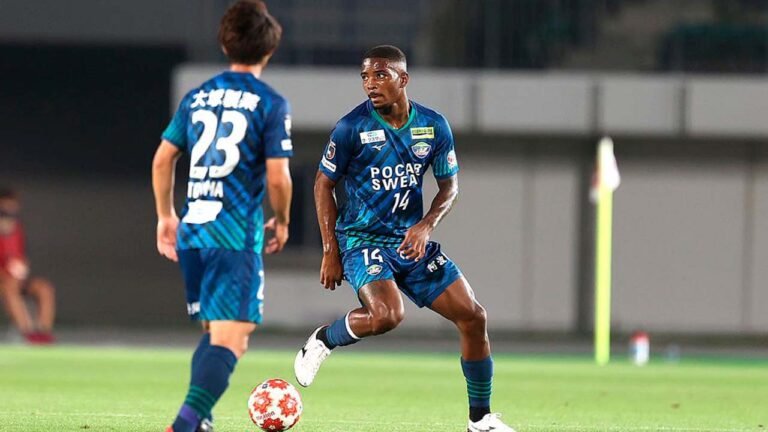 Exigência de clube japonês afasta interesse de São Paulo e Grêmio em Cacá