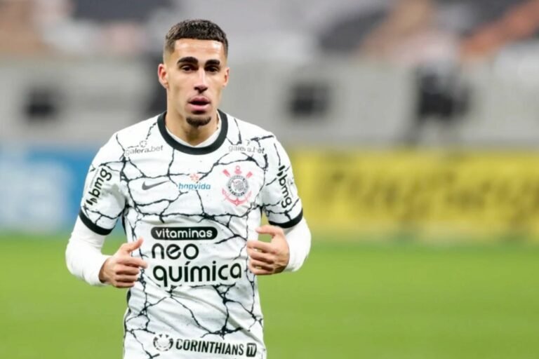 Internacional demonstra interesse no volante Gabriel, do Corinthians