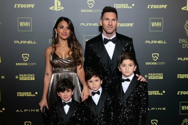 Esposa de Messi quer voltar para Barcelona; Família não se adaptou a Paris