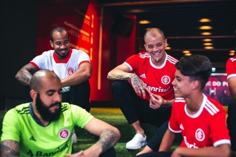 Inter já tem data para anunciar novos uniformes; contrato com Adidas será estendido