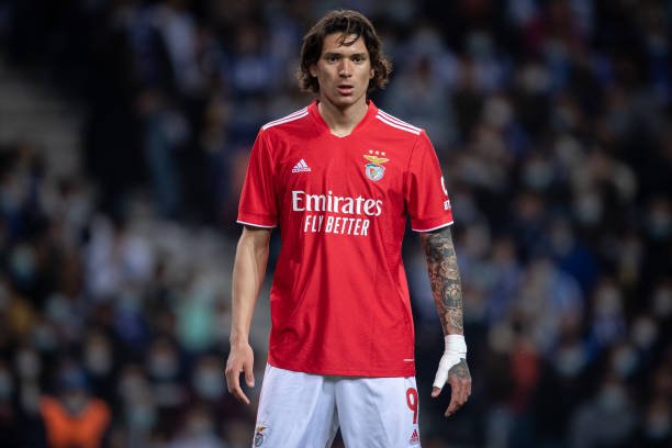 Newcastle planeja oferta astronômica por Darwin Núñez, do Benfica