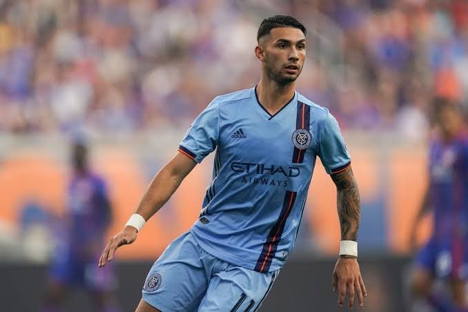 Palmeiras ganha concorrência de clubes ingleses por Taty Castellanos