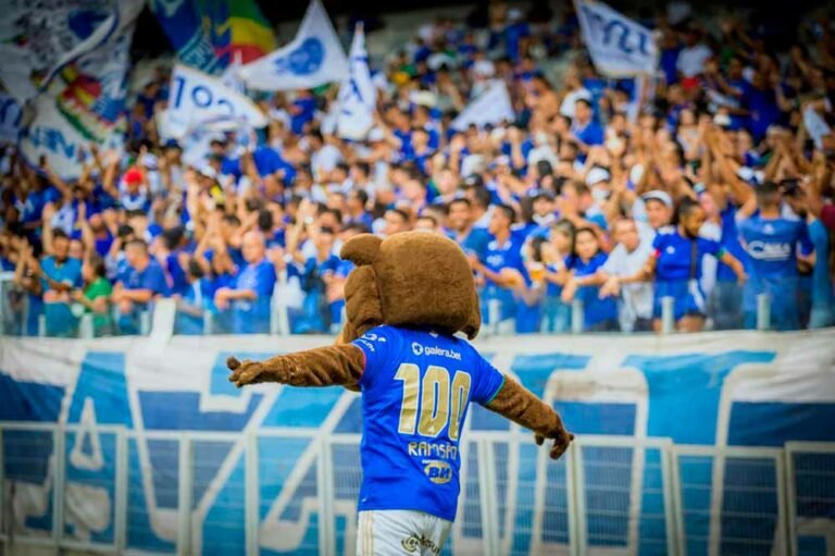 Cruzeiro e Globo negociam cessão de direitos de transmissão para o próximo Campeonato Mineiro
