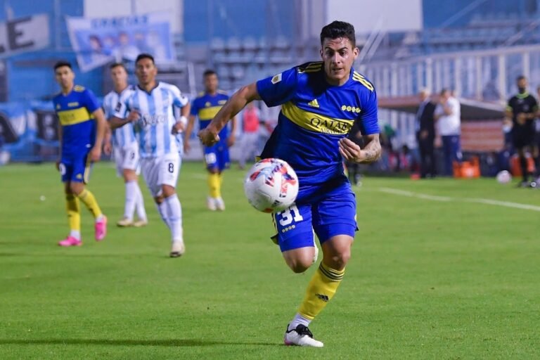Atlético não tem negociações com Pavón, garante jornal