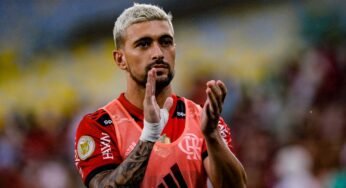 Após rumores sobre mudança de número, Arrascaeta segue com a 14 no Flamengo