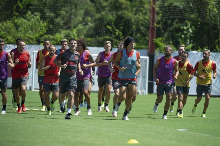 Flamengo informa que dois atletas testaram positivo para Covid-19