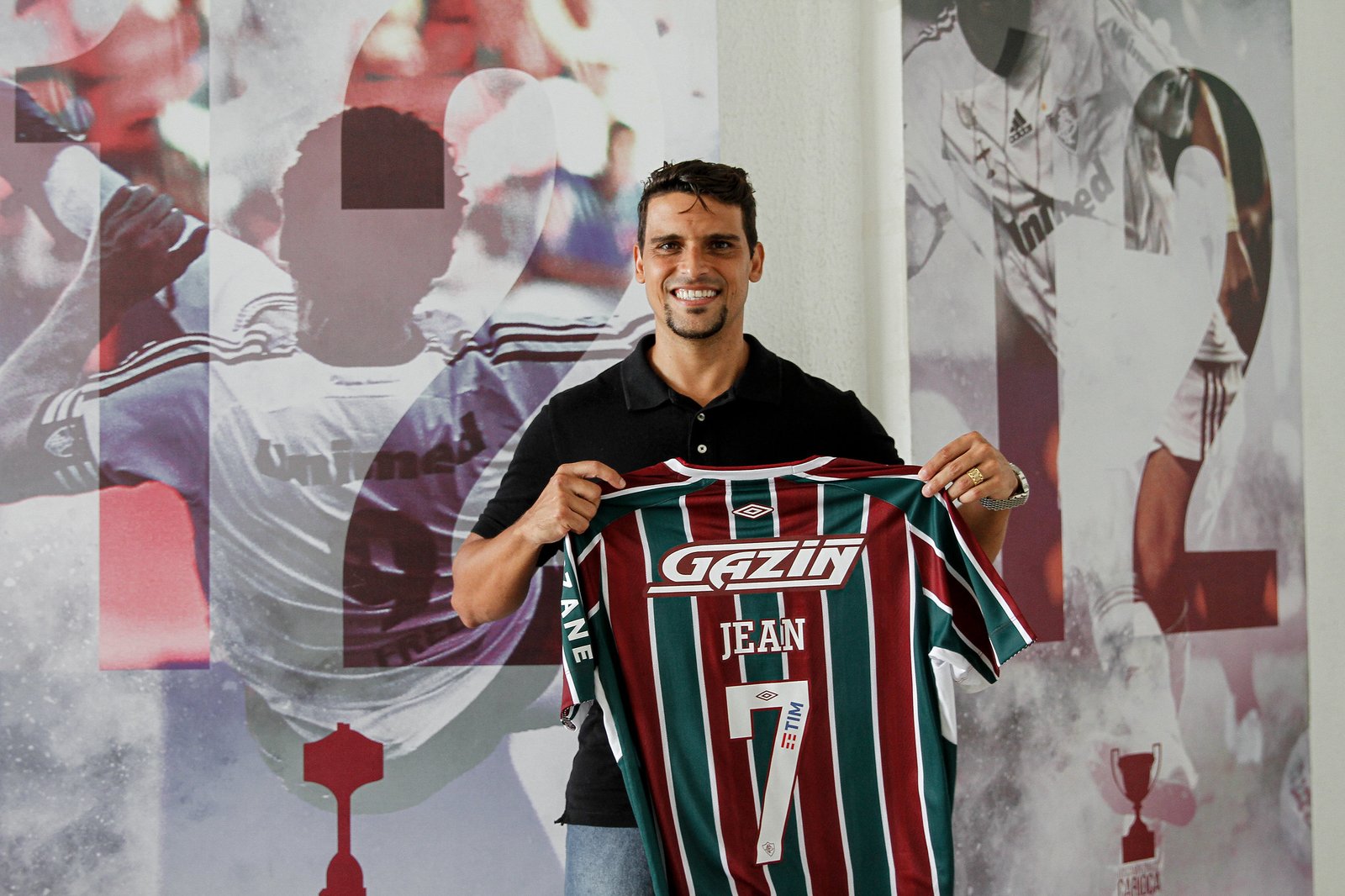Campeão pelo Fluminense, Jean visita CT Carlos Castilho e diz: ‘Emoção muito grande’