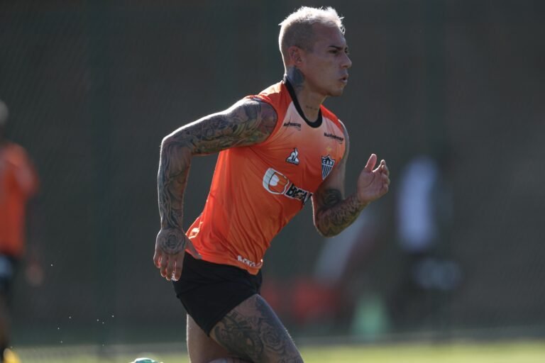 Desfalques: Atlético atualiza as situações de Vargas e Dodô