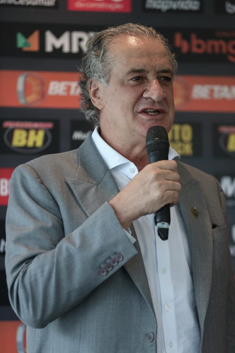 Atlético Mineiro emite nota oficial sobre Supercopa com críticas do presidente alvinegro à CBF