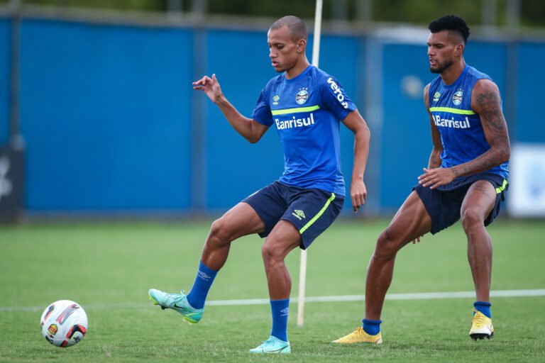 A provável escalação do Grêmio para a partida contra o Aimoré