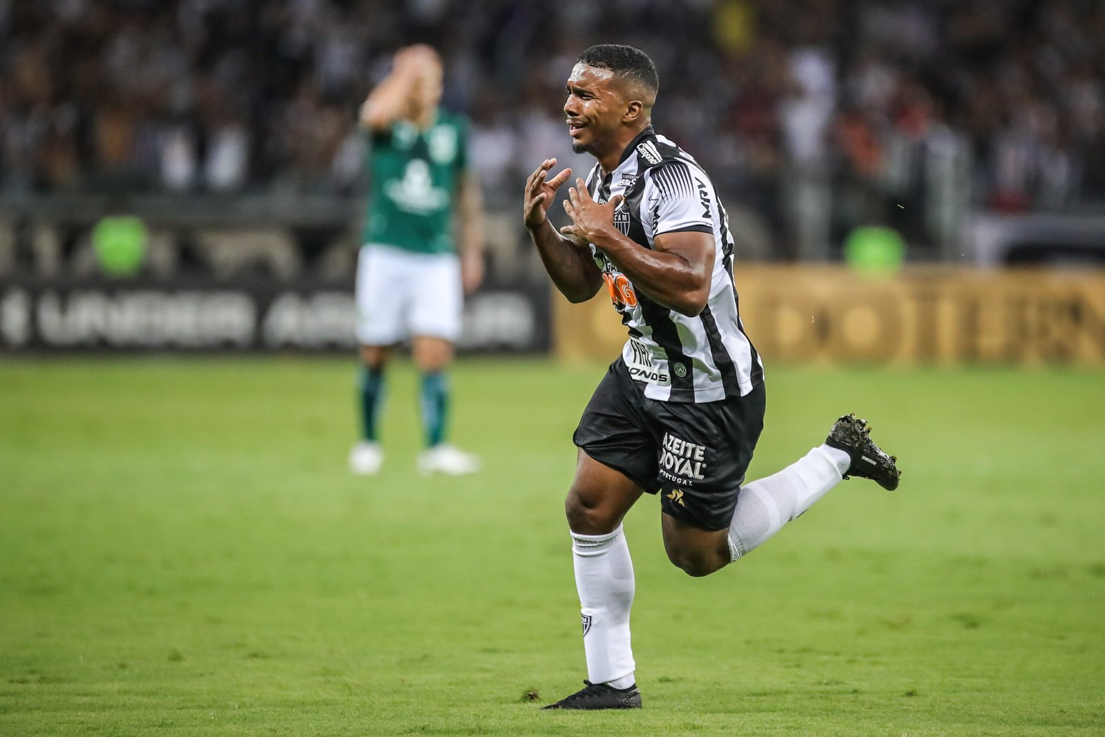 Galo: Marquinhos é anunciado no Ferencvárosi, da Hungria