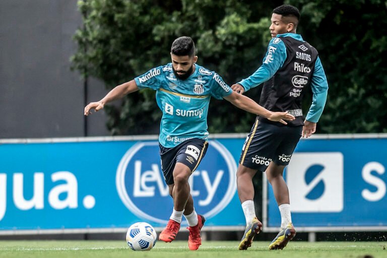 Felipe Jonatan e Ângelo desfalcam o Santos contra o Ituano; veja substitutos