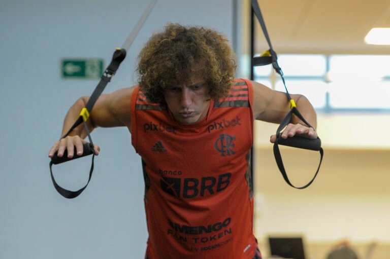 Desfalque no Fla-Flu, David Luiz é dúvida para partida contra Audax