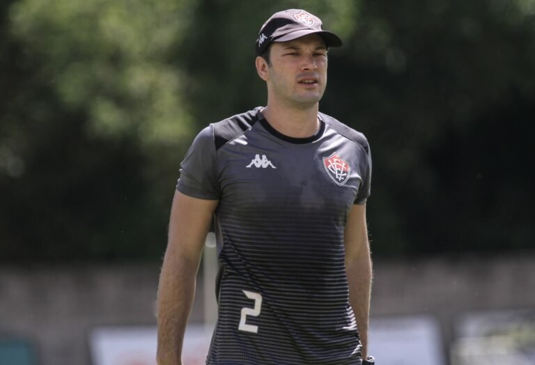 Bruno Pivetti é o novo treinador do Goiás