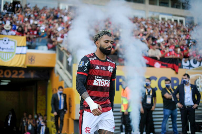 Atitude de Gabigol não é bem vista nos bastidores do Flamengo