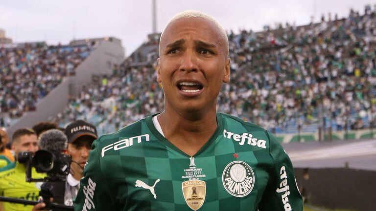 Palmeiras deve renovar com Gustavo Scarpa e Marcos Rocha, mas deve liberar Deyverson