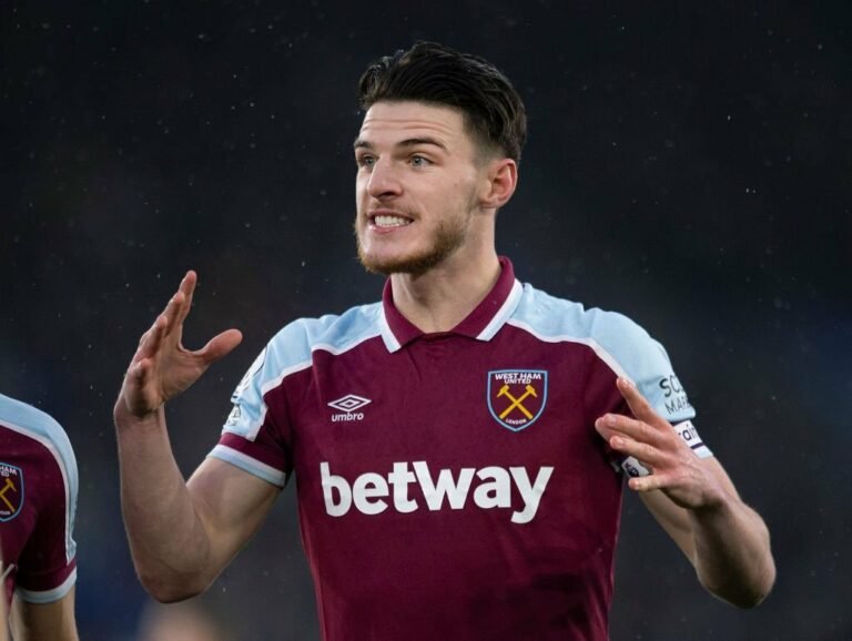 Chelsea possui três alvos para o mercado de transferências
