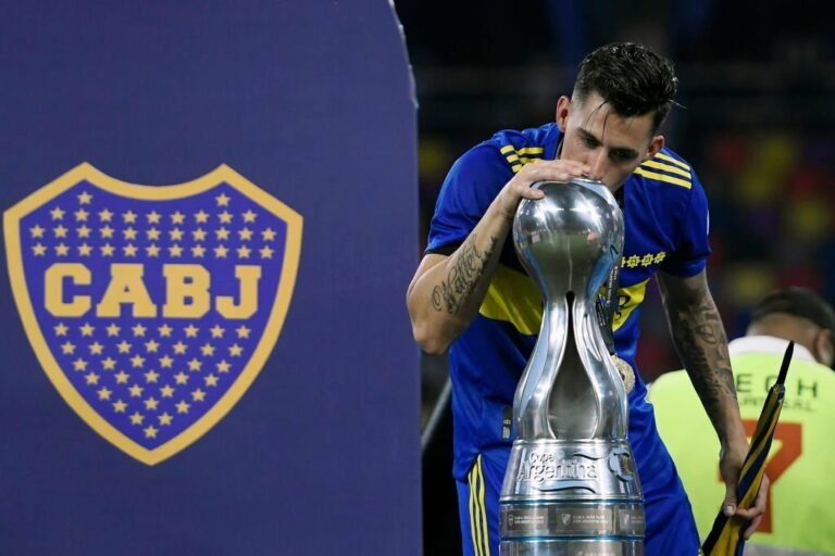Jornalista afirma acerto de Pavón com o Atlético Mineiro e chegada do atacante em breve ao Galo